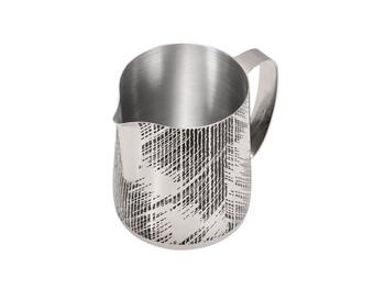 PEN JUG LATTIERA PER CAPPUCCINO IN ACCIAIO INOX 18/10 CON FINITURA ETCHING 60 CL TAZZE 6   Alessandrelli Business Solutions