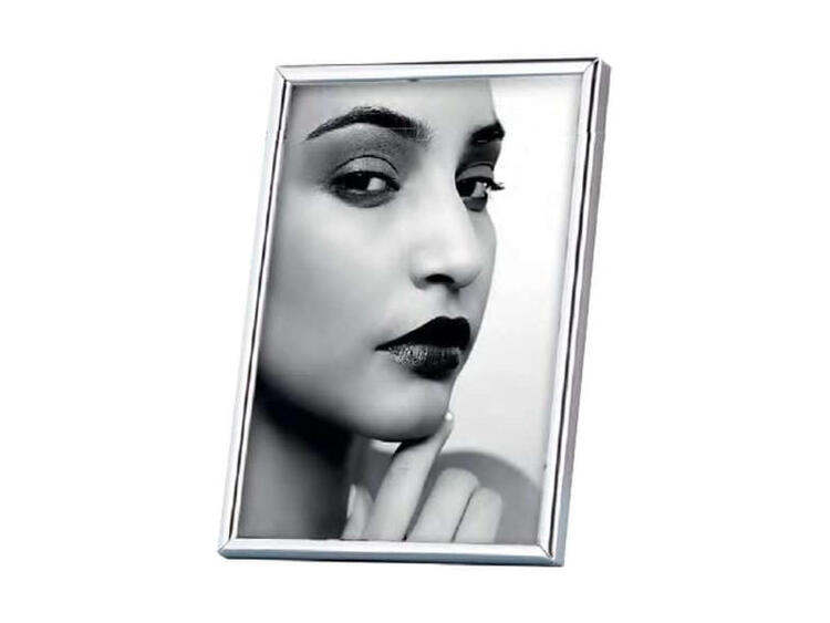 CORNICE FOTO  58 13X18 ARGENTO 